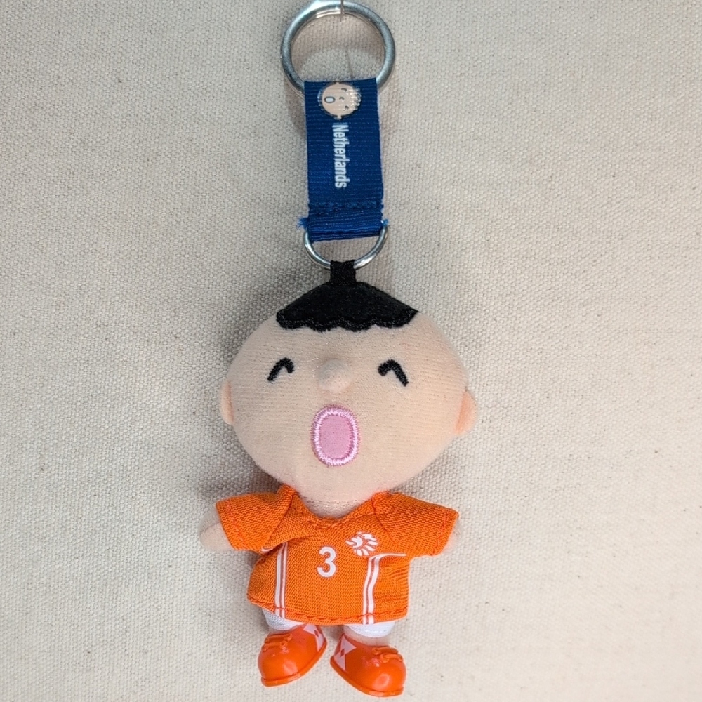 Sanrio x FIFA Netherlands Minna No Tabo #3 Plush Keychain Bag charm